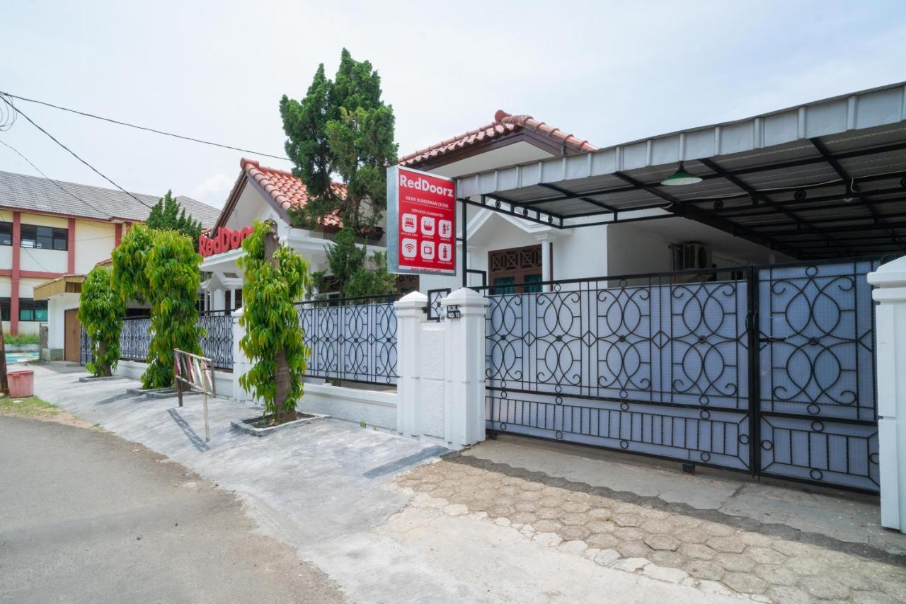 Reddoorz Near Bundaran Ciceri Hotel Serang Luaran gambar