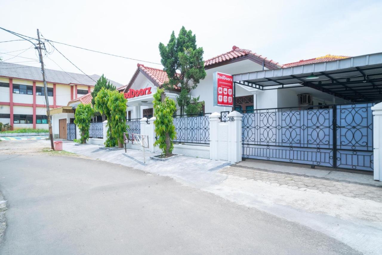 Reddoorz Near Bundaran Ciceri Hotel Serang Luaran gambar